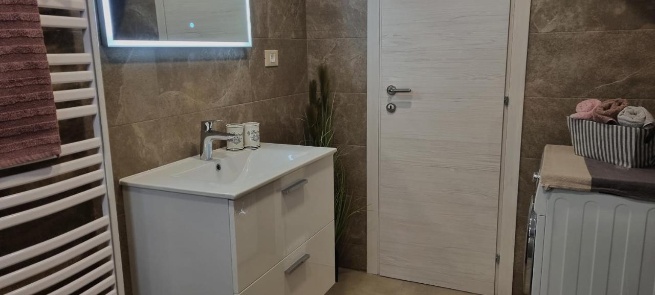 N&G Apartments Rovinj Exterior photo